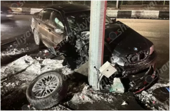 Աճառյան-Ծարավ Աղբյուր խաչմերուկում բախվել են «Mercedes»-ն ու «BMW»-ն